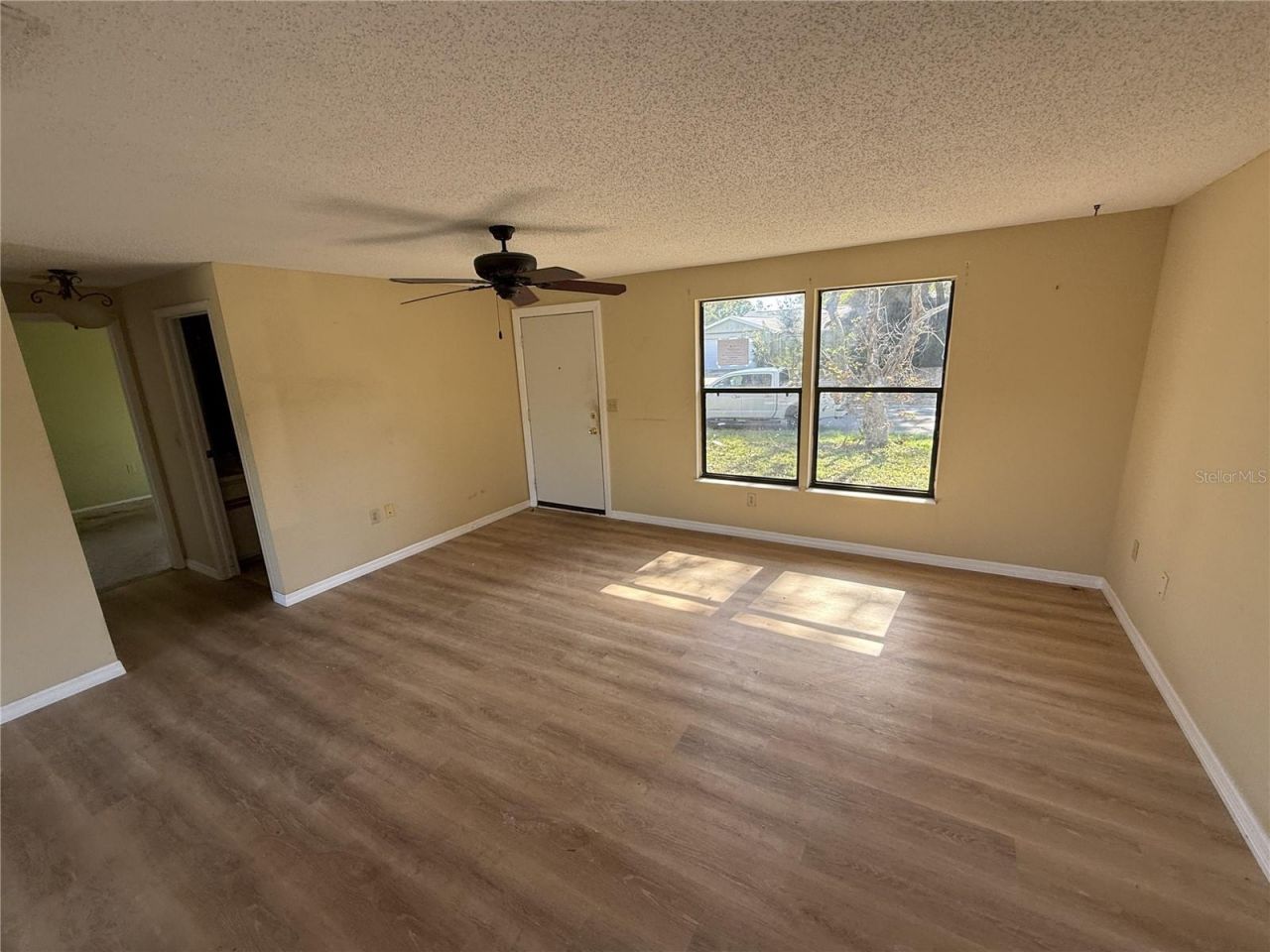 6608 36th Avenue Drive W, Bradenton, FL 34209 Photo