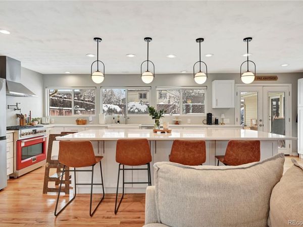 6526 S Elizabeth Way, Centennial, CO 80121