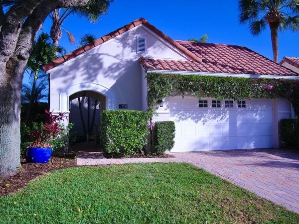 1743 Victoria Circle, Vero Beach, FL 32967