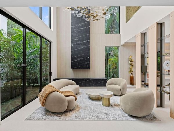 4534 Sheridan Ave , Miami Beach, FL 33140