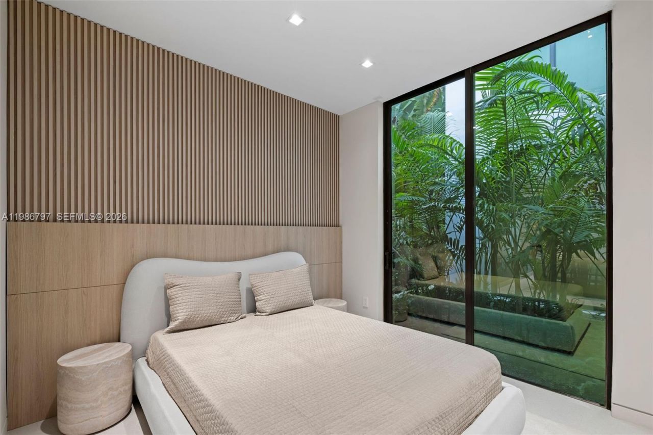 4534 Sheridan Ave, Miami Beach, FL 33140 Photo