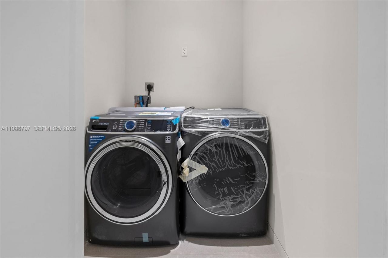 4534 Sheridan Ave, Miami Beach, FL 33140 Photo