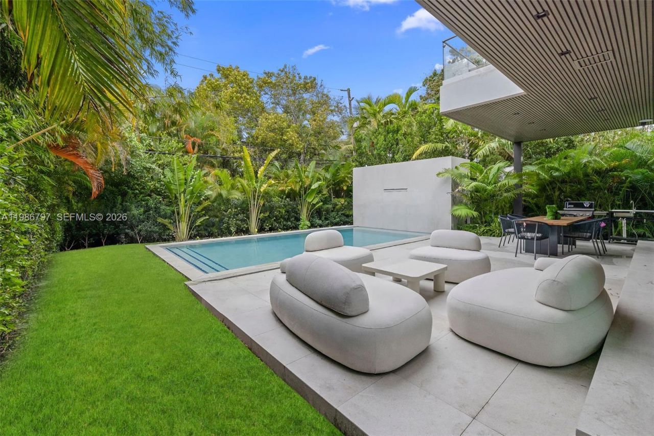4534 Sheridan Ave, Miami Beach, FL 33140 Photo