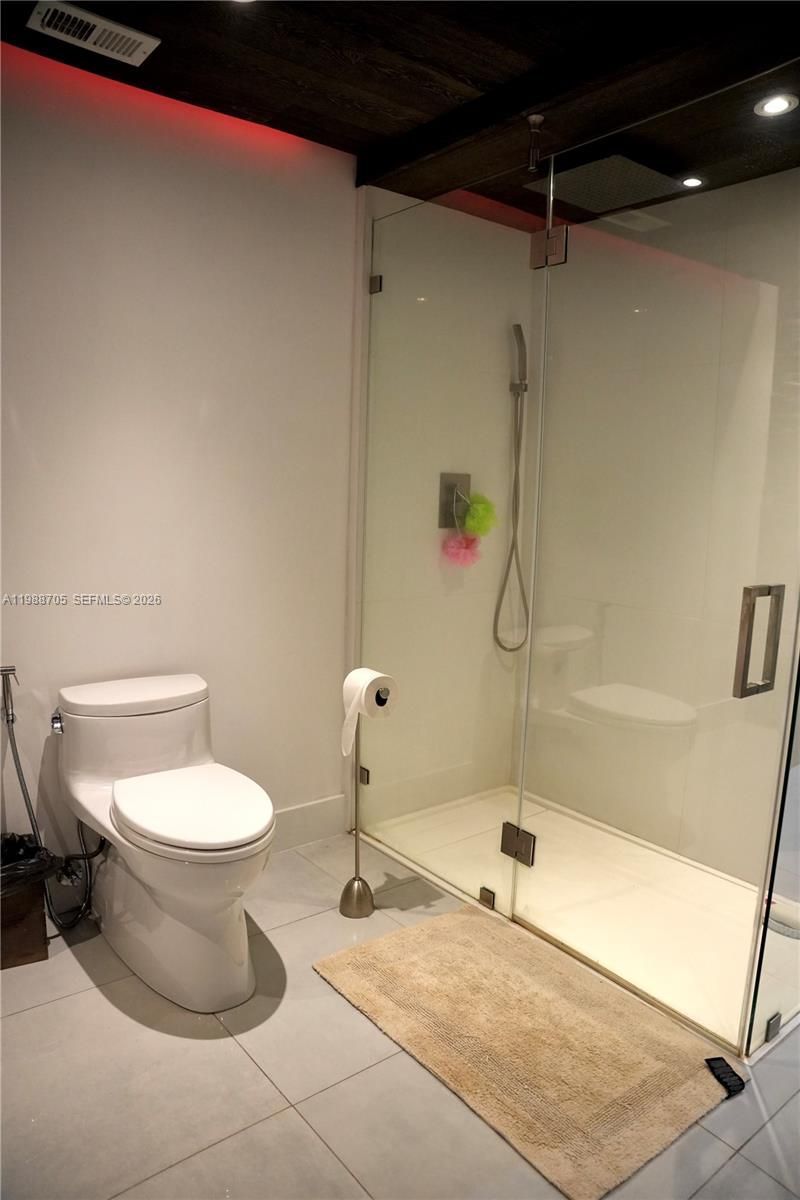 19262 NW 89th Ave , Hialeah, FL 33018 Photo