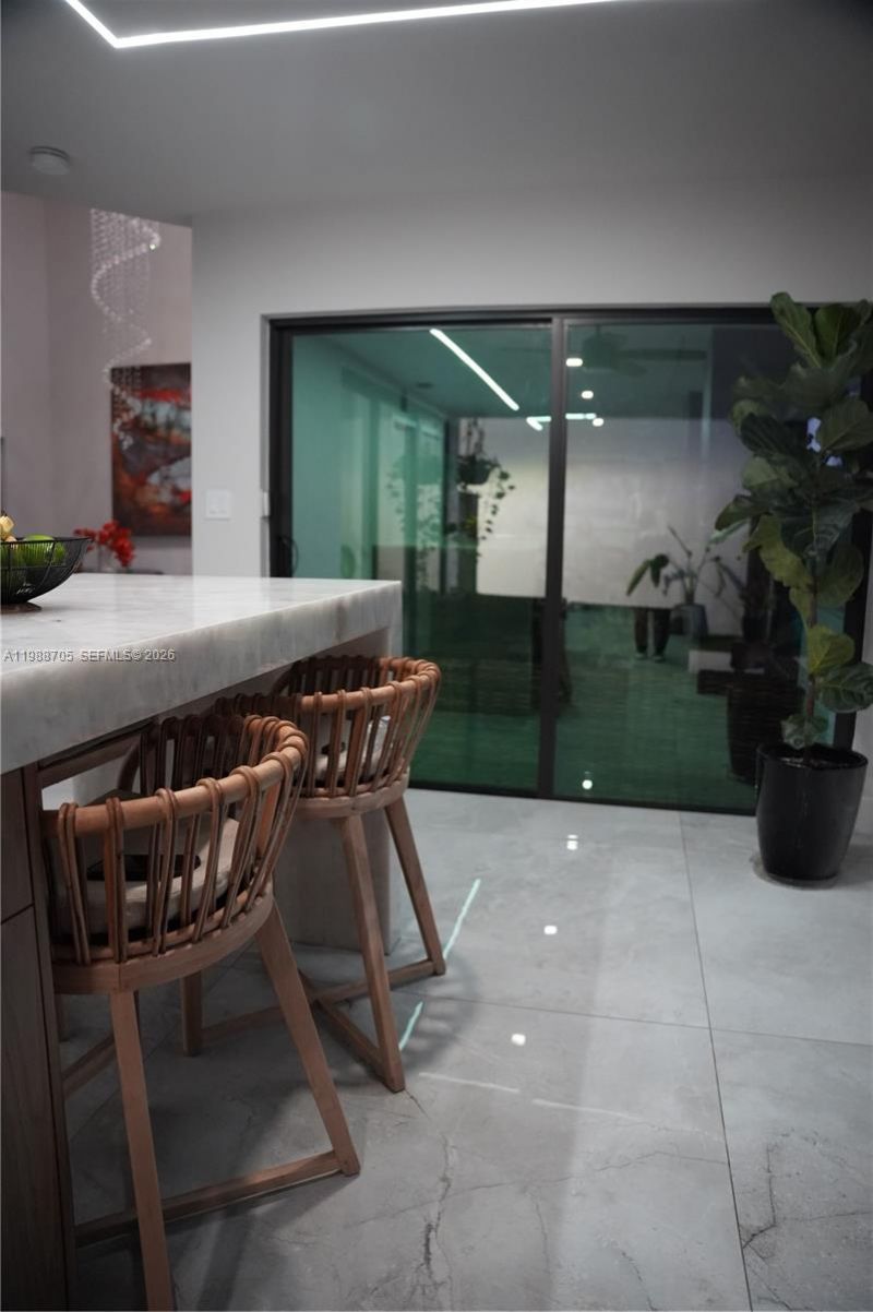 19262 NW 89th Ave , Hialeah, FL 33018 Photo