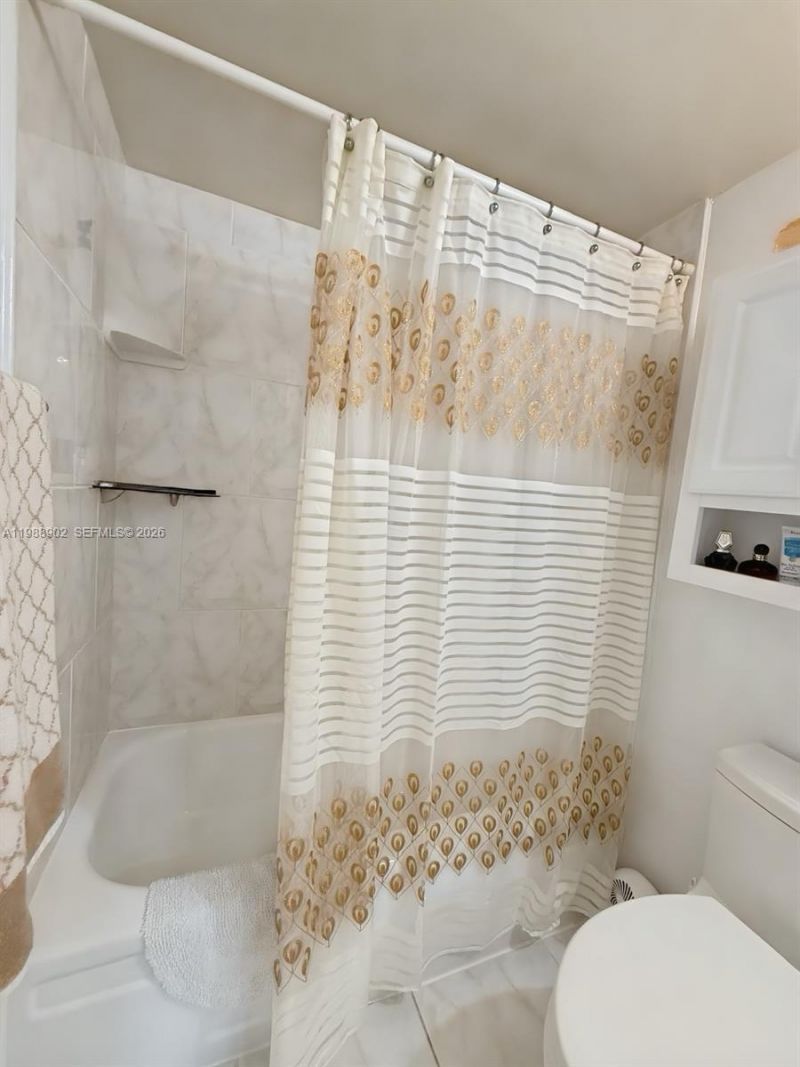 1040 NW 80th Ave , Unit 203, Margate, FL 33063 Photo