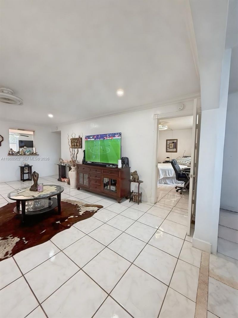 1040 NW 80th Ave , Unit 203, Margate, FL 33063 Photo