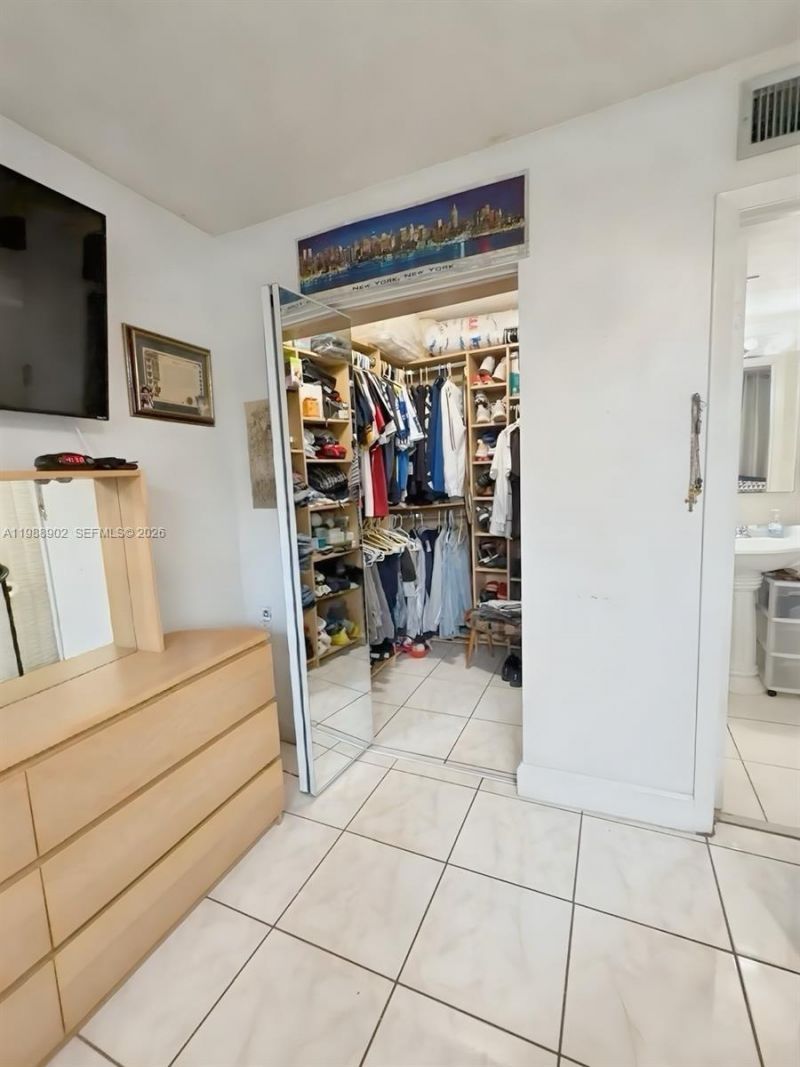 1040 NW 80th Ave , Unit 203, Margate, FL 33063 Photo