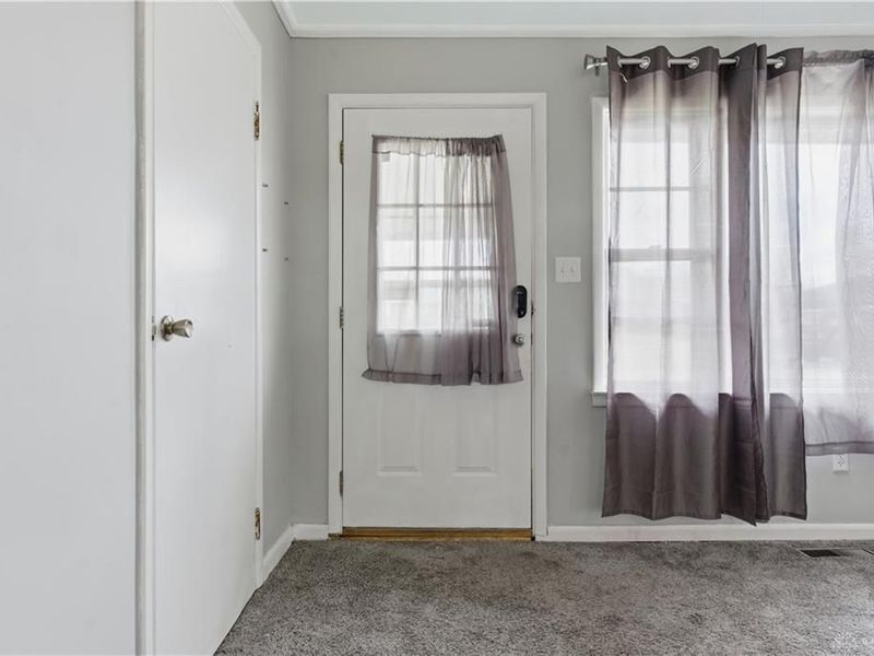 610 Portage Path, Springfield, OH 45506 Photo 5