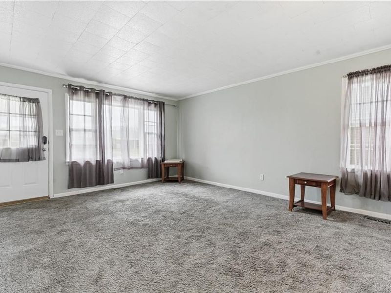 610 Portage Path, Springfield, OH 45506 Photo 8