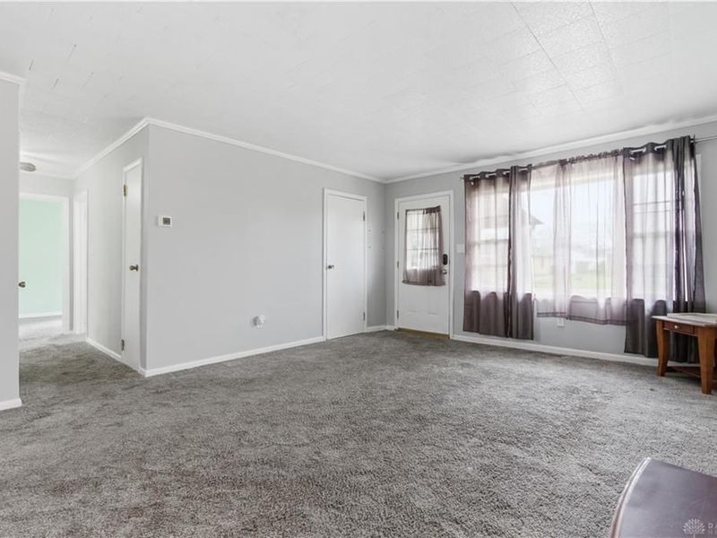 610 Portage Path, Springfield, OH 45506 Photo 9