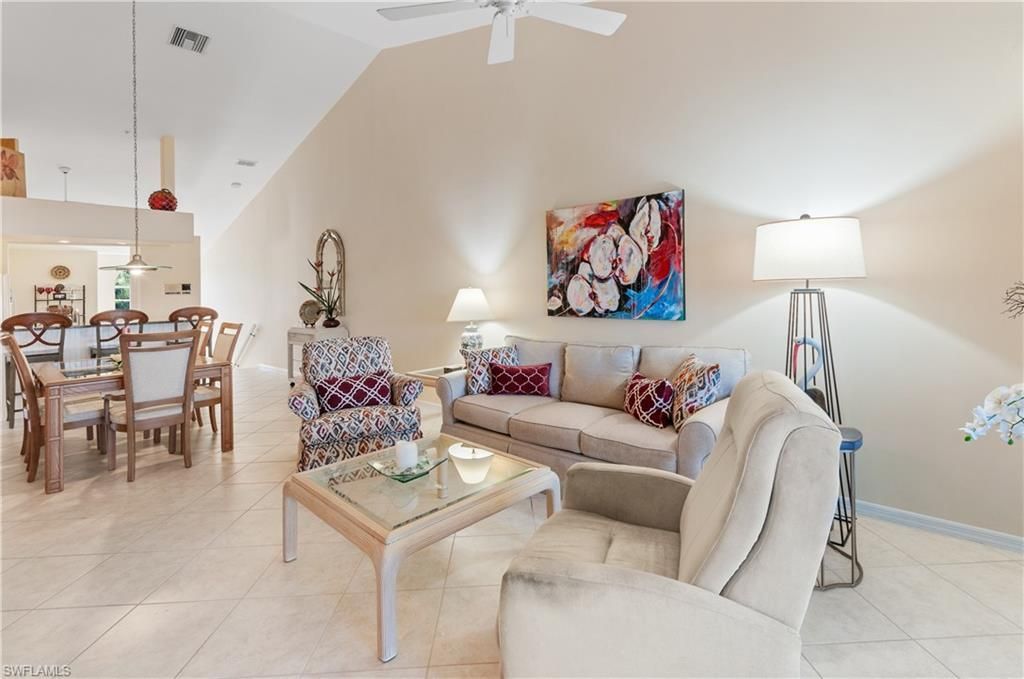 13050 Amberley Ct , Unit 712, Bonita Springs, FL 34135 Photo