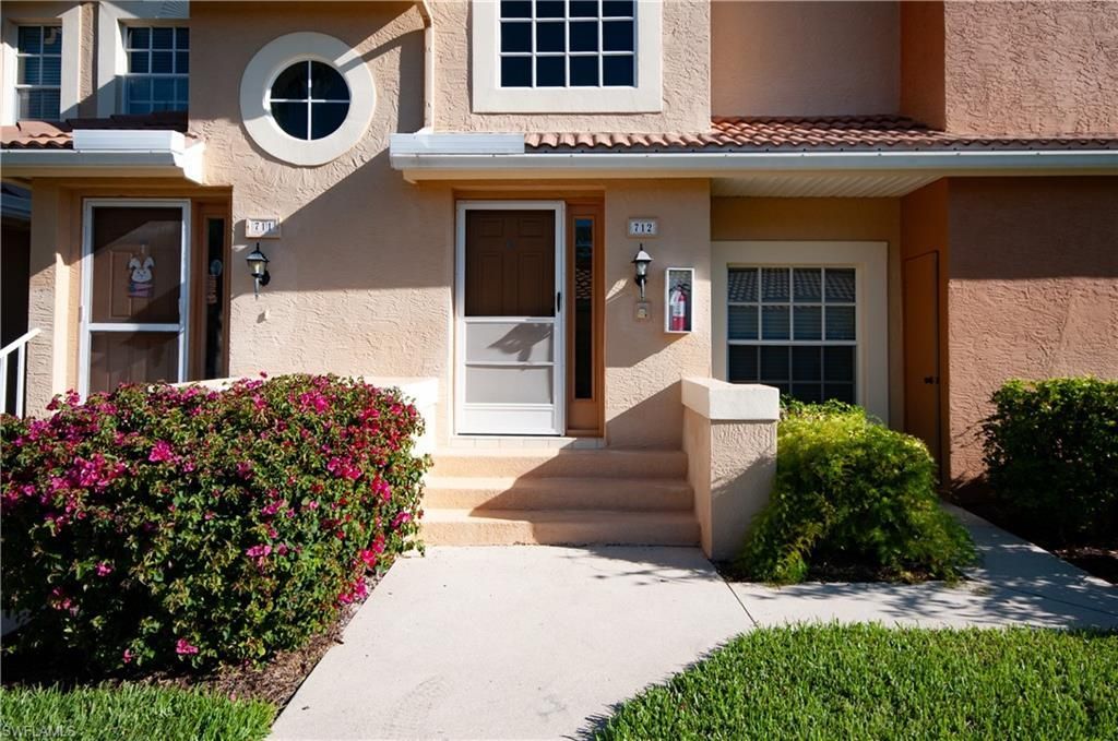 13050 Amberley Ct , Unit 712, Bonita Springs, FL 34135 Photo