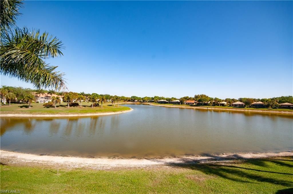 13050 Amberley Ct , Unit 712, Bonita Springs, FL 34135 Photo