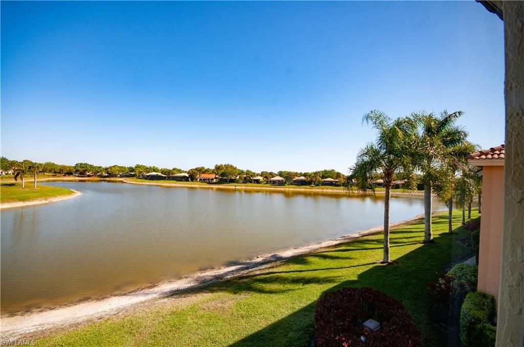 13050 Amberley Ct , Unit 712, Bonita Springs, FL 34135 Photo