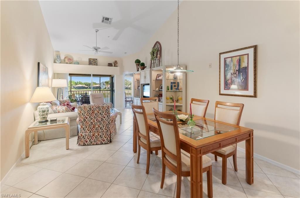 13050 Amberley Ct , Unit 712, Bonita Springs, FL 34135 Photo