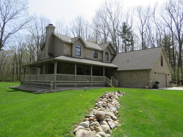 9593 Oakley Road, St. Charles, MI 48655