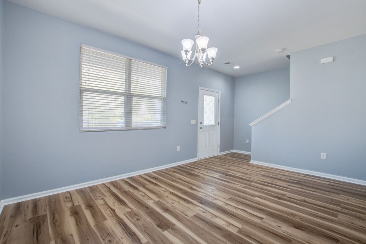 362 Flyway Road Photo 9