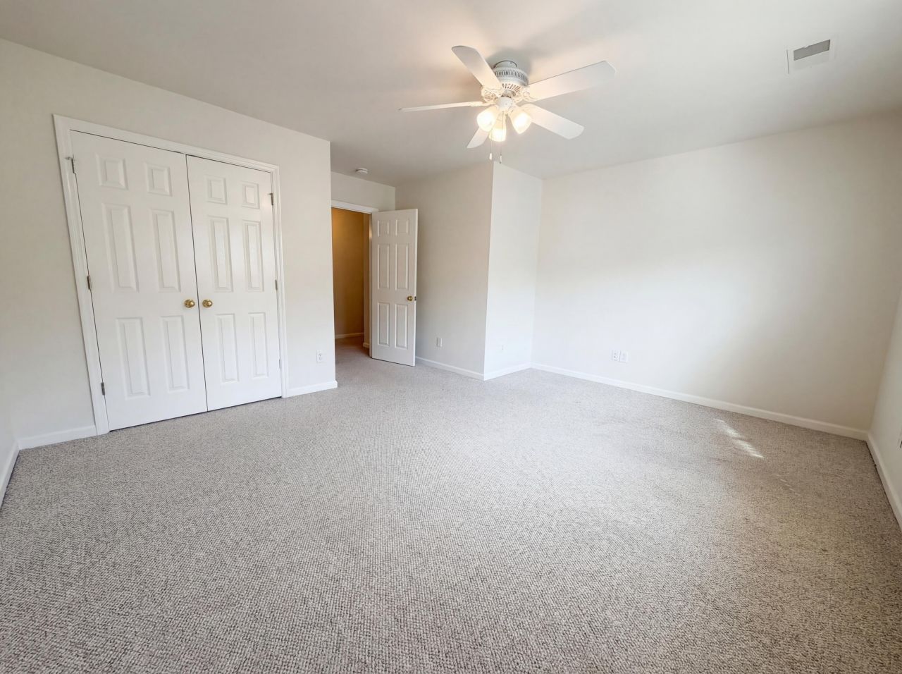 202 Arbor Oaks Drive Photo 4