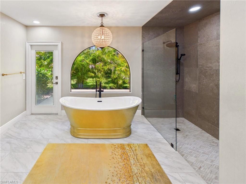 6840 Hendry Creek Dr , Fort Myers, FL 33908 Photo