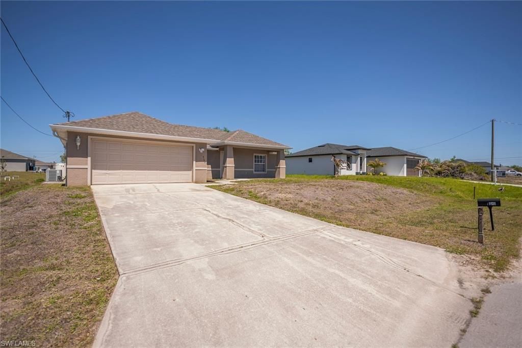 4104 13th St Sw, Lehigh Acres, FL 33976 Photo