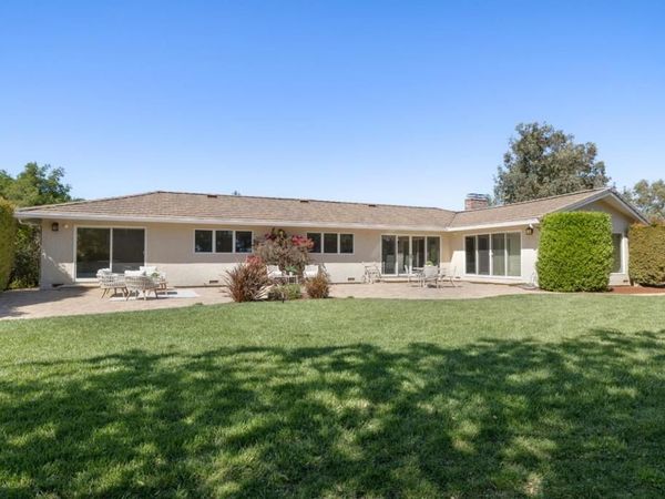 27133 Adonna Court, Los Altos Hills, CA 94022