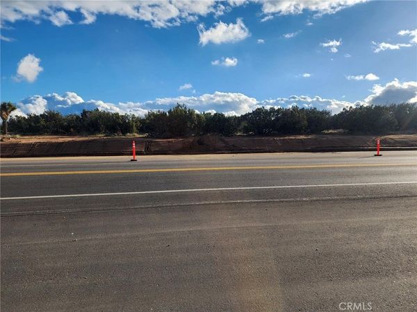 0 Ranchero, Oak Hills, CA 92344