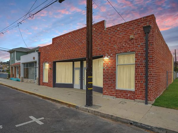 141 Davis Street, Santa Paula, CA 93060