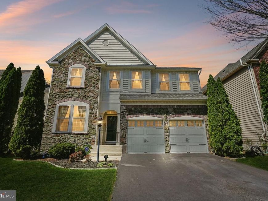 8716 Raleigh Mews, Gainesville, VA 20155 Main Photo