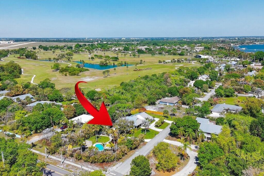 2366 SE Country Club Lane, Stuart, FL 34996 Photo