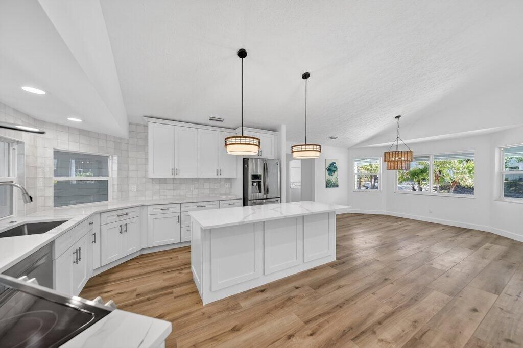 2366 SE Country Club Lane, Stuart, FL 34996 Photo