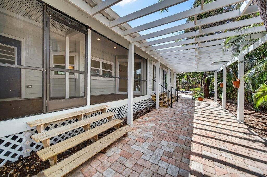 2366 SE Country Club Lane, Stuart, FL 34996 Photo