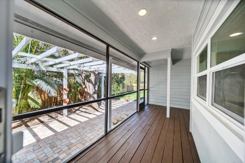 2366 SE Country Club Lane, Stuart, FL 34996 Photo