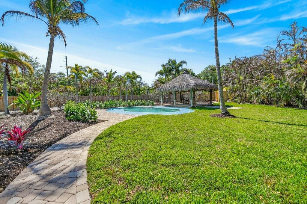 2366 SE Country Club Lane, Stuart, FL 34996 Photo