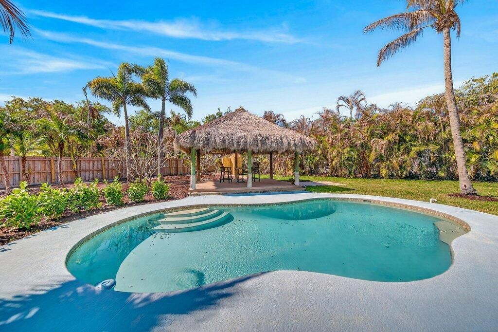 2366 SE Country Club Lane, Stuart, FL 34996 Photo