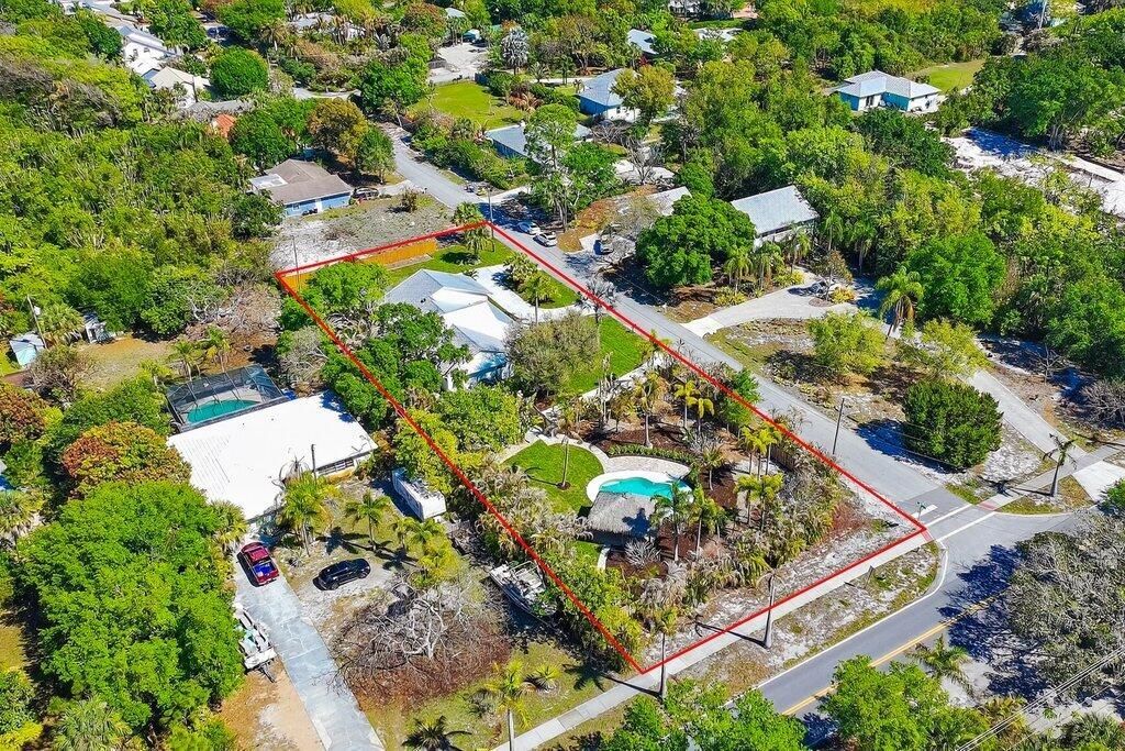 2366 SE Country Club Lane, Stuart, FL 34996 Photo