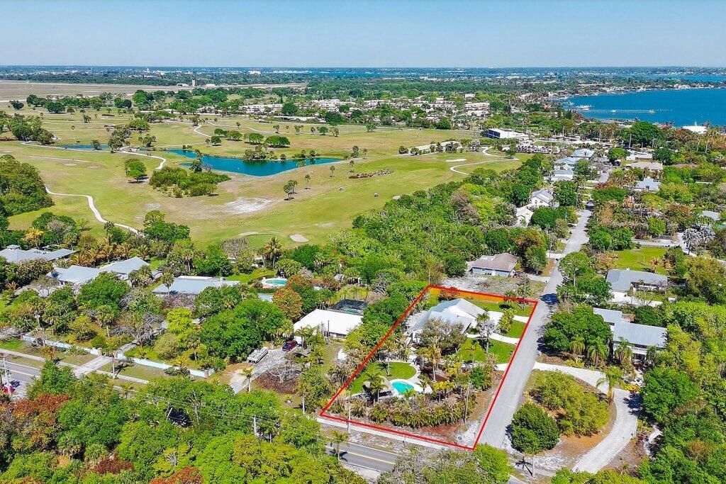 2366 SE Country Club Lane, Stuart, FL 34996 Photo