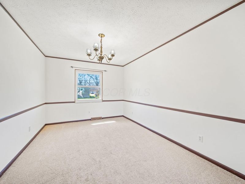 2087 Teakwood Drive, Columbus, OH 43229 Photo 10