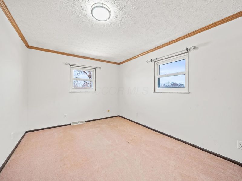 2087 Teakwood Drive, Columbus, OH 43229 Photo 32