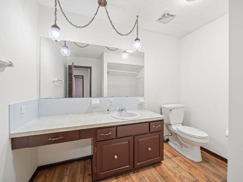 2087 Teakwood Drive, Columbus, OH 43229 Photo 33