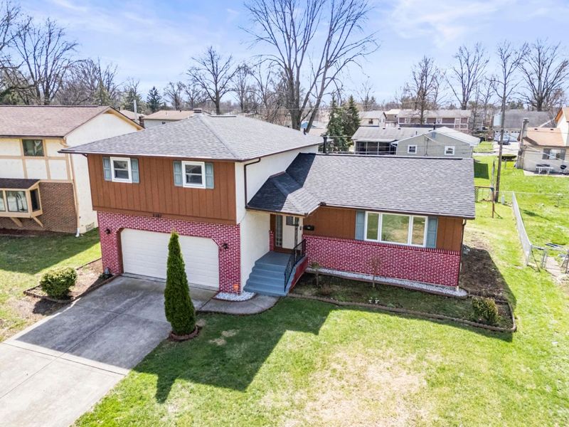 2087 Teakwood Drive, Columbus, OH 43229 Photo 4