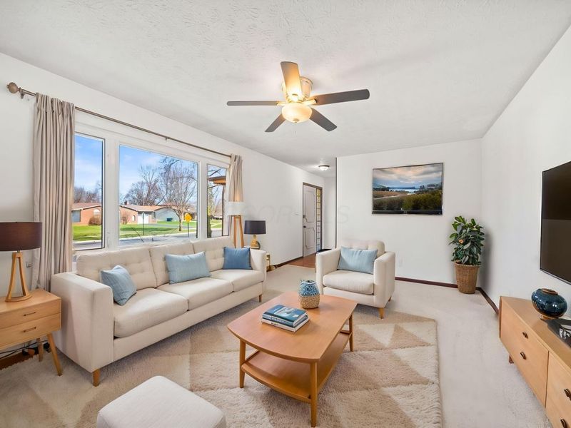 2087 Teakwood Drive, Columbus, OH 43229 Photo 8