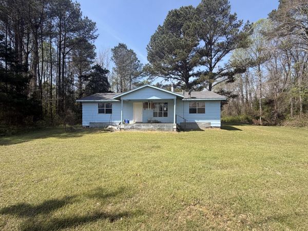 16789 Mississippi 490, Louisville, MS 39339