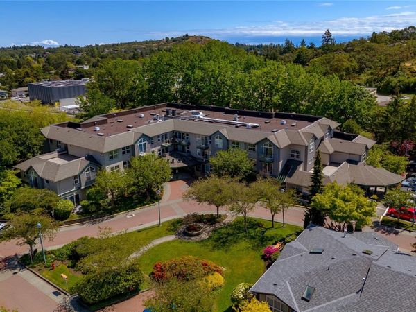 1485 Garnet Rd , Unit 202, Saanich, BC V8P 5T5