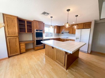 155 Bittercreek Dr, Folsom, CA 95630 Photo