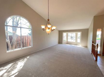 155 Bittercreek Dr, Folsom, CA 95630 Photo
