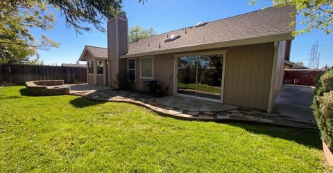 155 Bittercreek Dr, Folsom, CA 95630 Photo