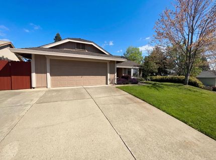 155 Bittercreek Dr, Folsom, CA 95630 Photo