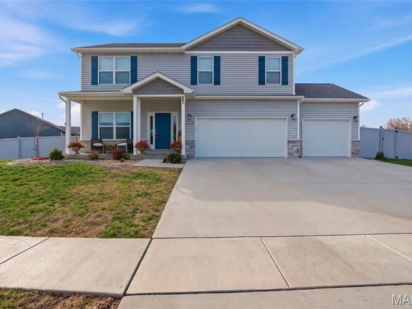 1232 Winding Oaks Lane, Mascoutah, IL 62258