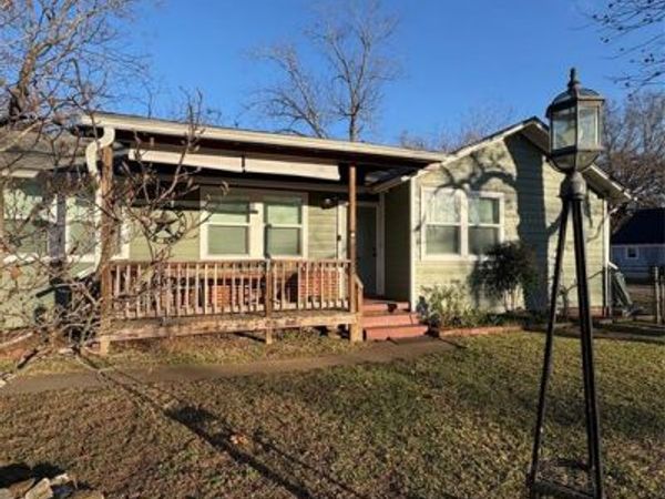 1800 Louisiana, Marshall, TX 75672